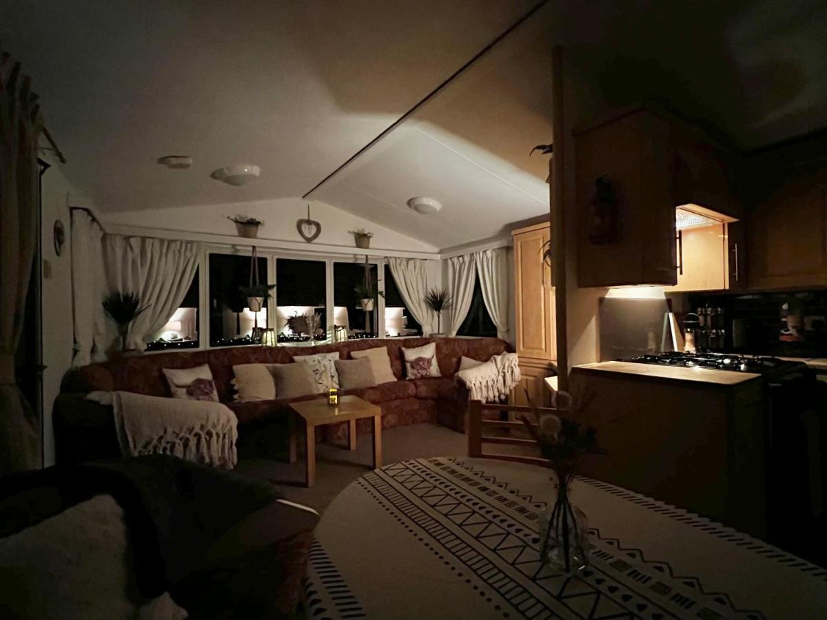 Jungle House No.26 At Three Lochs Holiday Park 뉴튼스튜어트 외부 사진