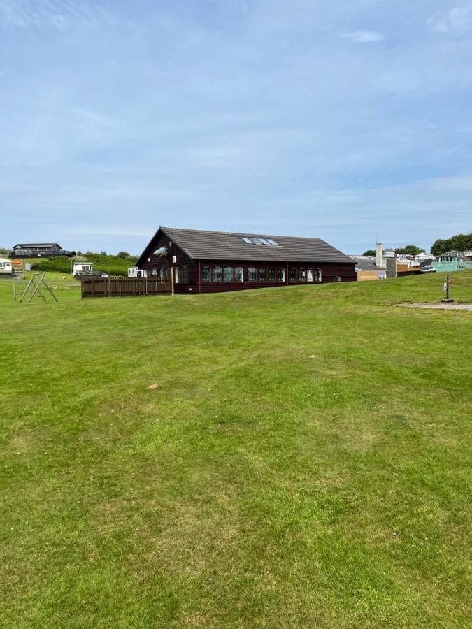 Jungle House No.26 At Three Lochs Holiday Park 뉴튼스튜어트 외부 사진
