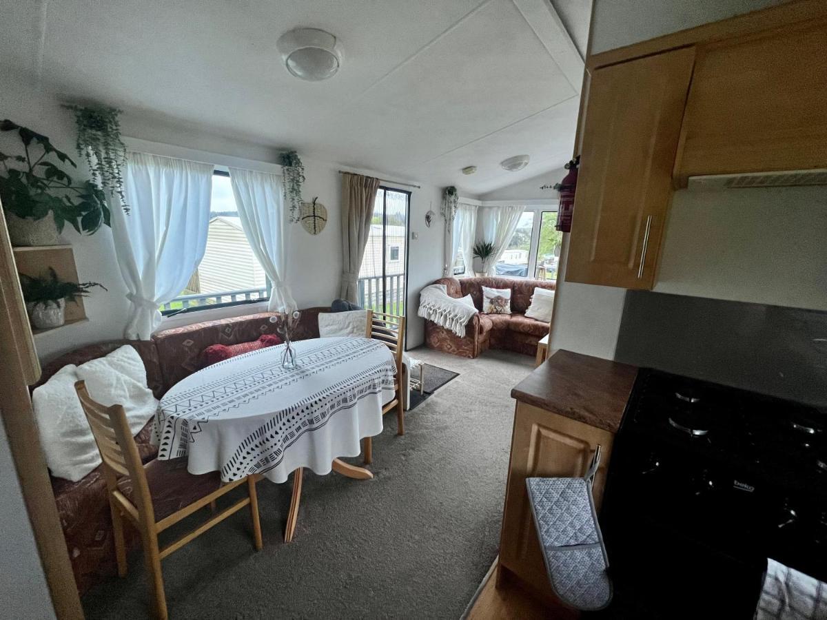 Jungle House No.26 At Three Lochs Holiday Park 뉴튼스튜어트 외부 사진